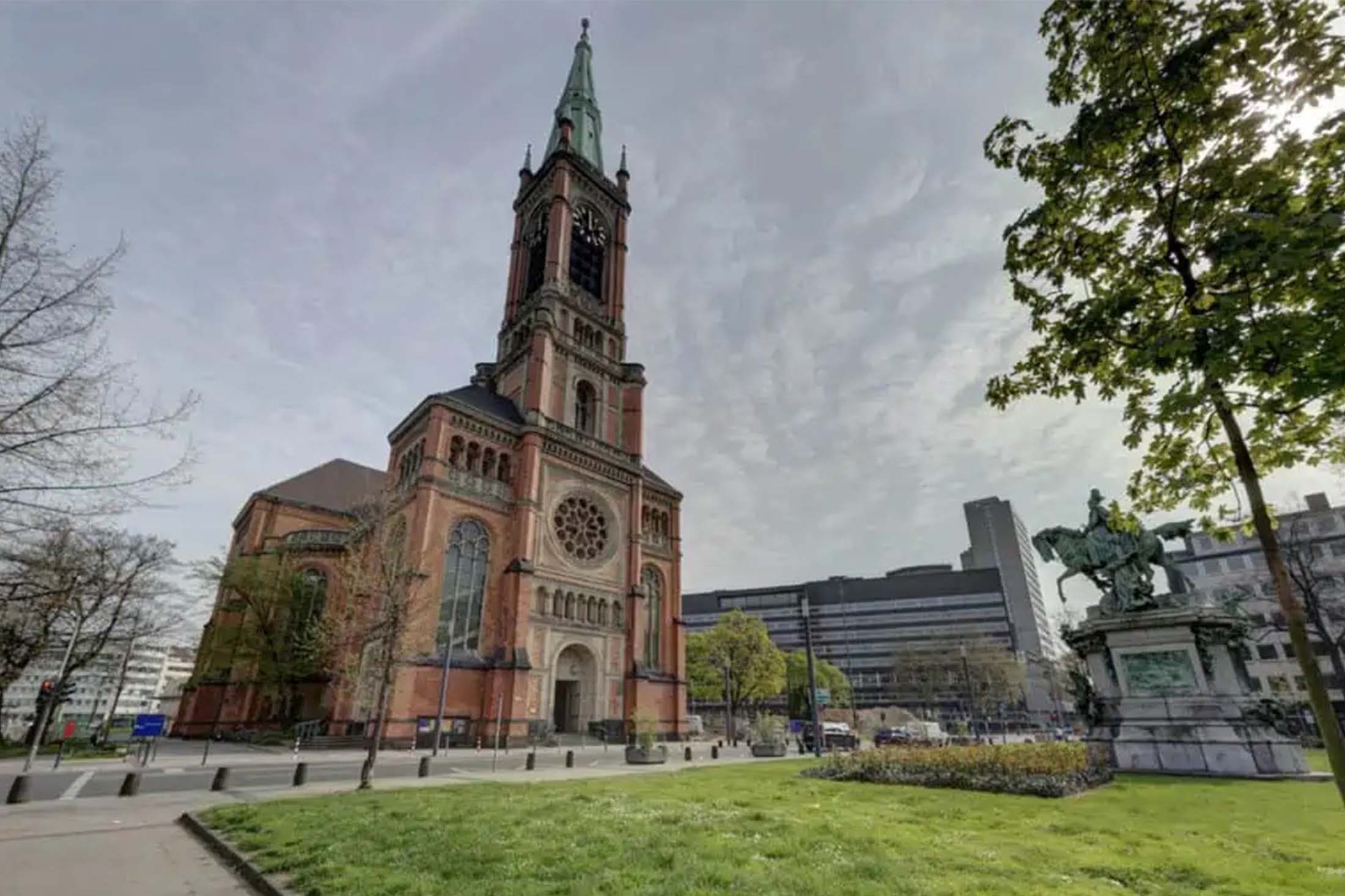 Johanneskirche Bild der Johanneskirche in der Düsseldorfer Innenstadt