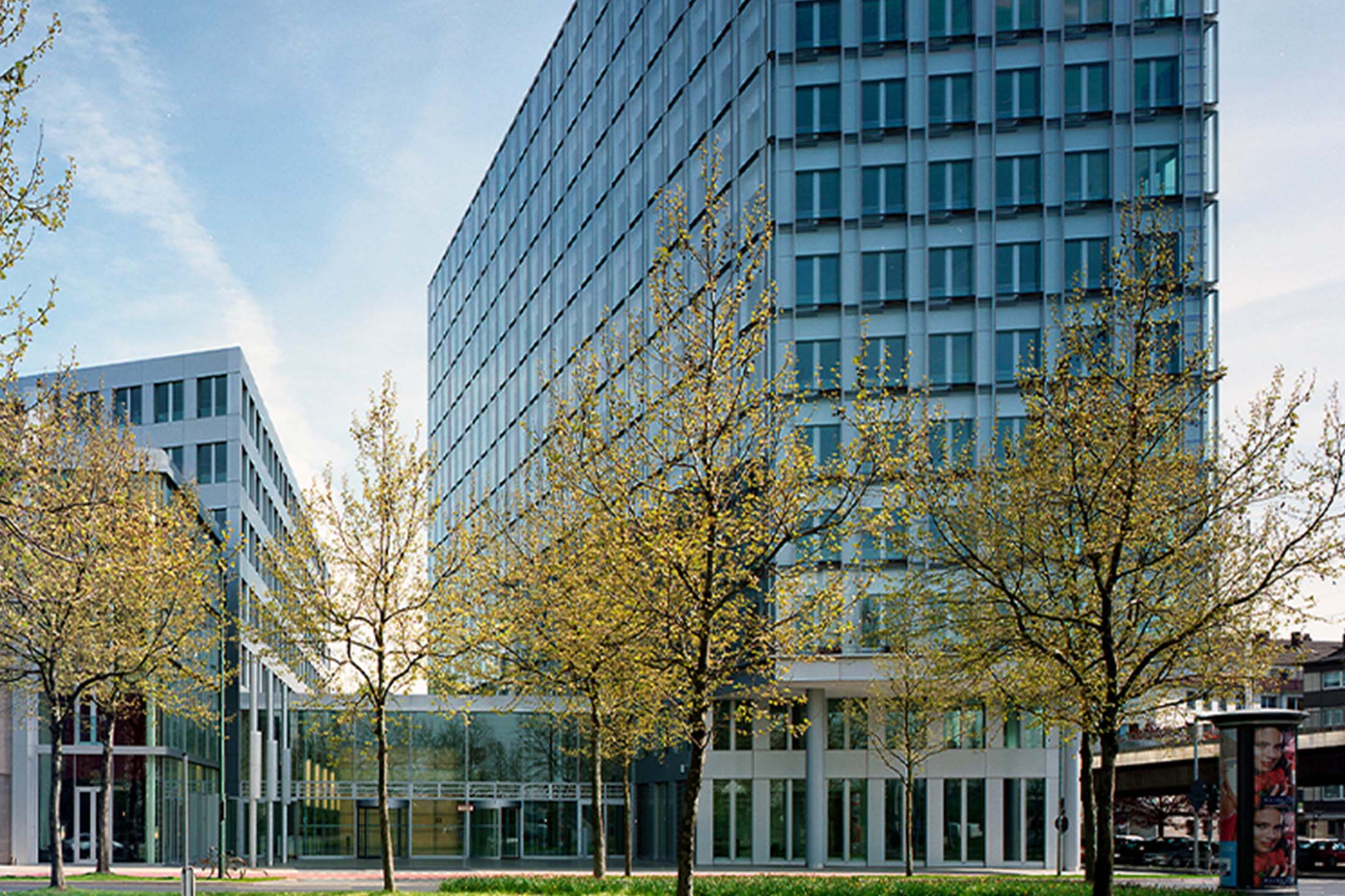 Außenansicht des Gebäudes der NRW.BANK in Düsseldorf